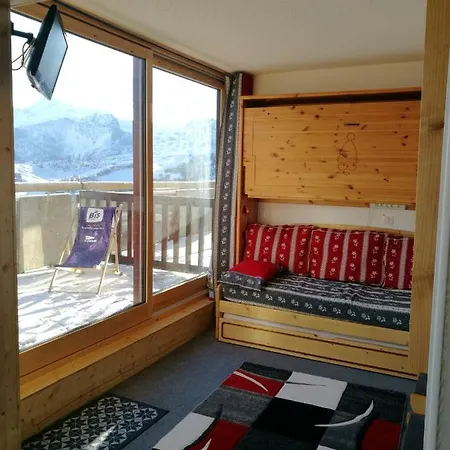 La Plagne Aime 2000: Ski-in/ski-out With Views *
