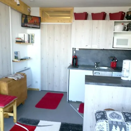 La Plagne Aime 2000: Ski-in/ski-out With Views Apartment Macot-la-Plagne