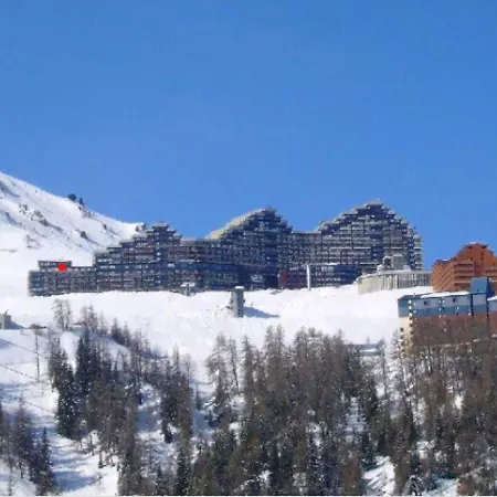 La Plagne Aime 2000: Ski-in/ski-out With Views * Macot-la-Plagne