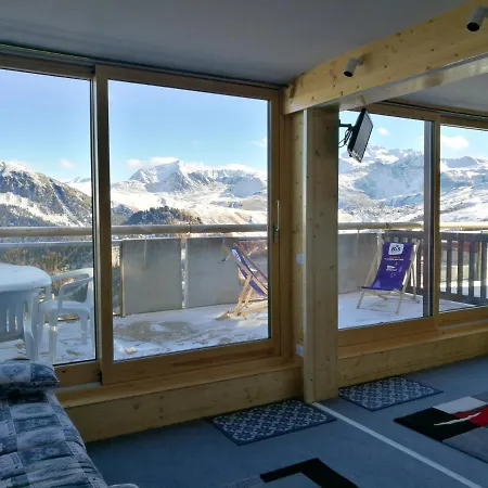 La Plagne Aime 2000: Ski-in/ski-out With Views * Macot-la-Plagne